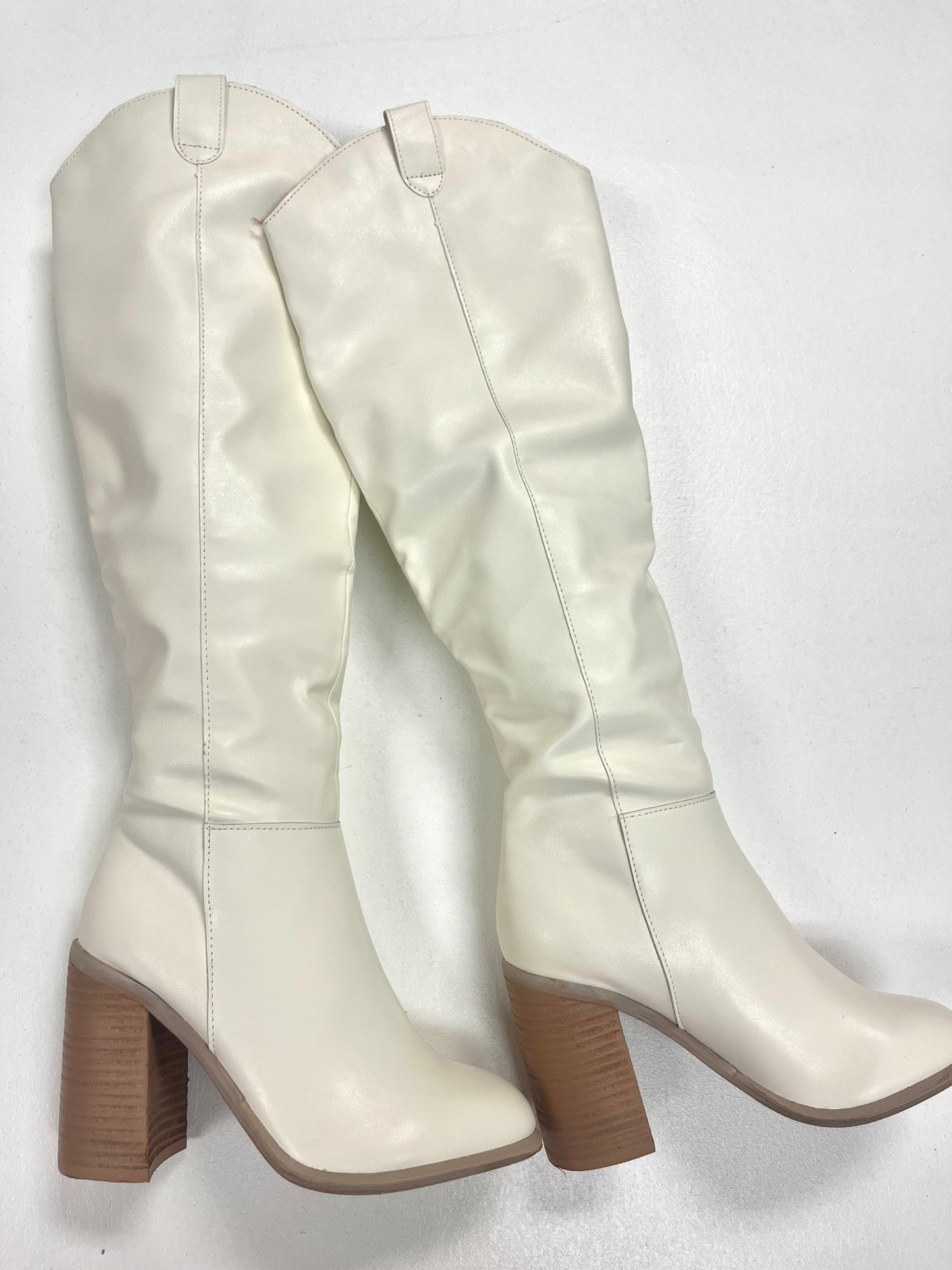 Carly White Boots